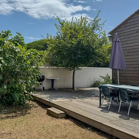 Villa Jolie De Plain-pied Avec Jardin Et Parking