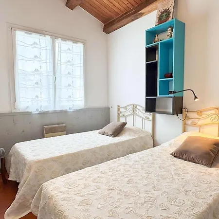 Villa Jolie De Plain-pied Avec Jardin Et Parking *