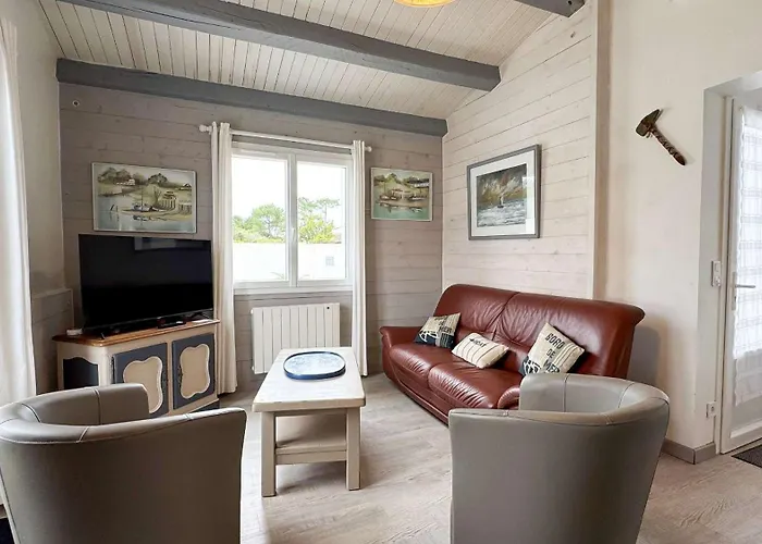 Jolie De Plain-pied Avec Jardin Et Parking Villa *