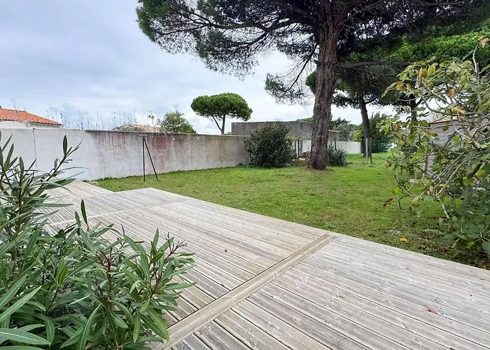 Villa Jolie De Plain-pied Avec Jardin Et Parking La Couarde-sur-Mer